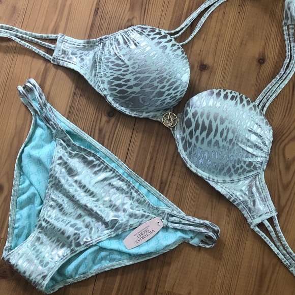 Victoria’s Secret Miraculous Bombshell Bikini - Picture 1 of 16